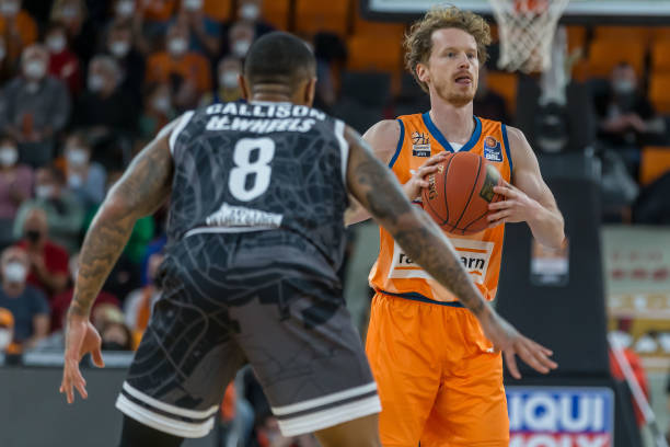 在动态发布 在动态发布